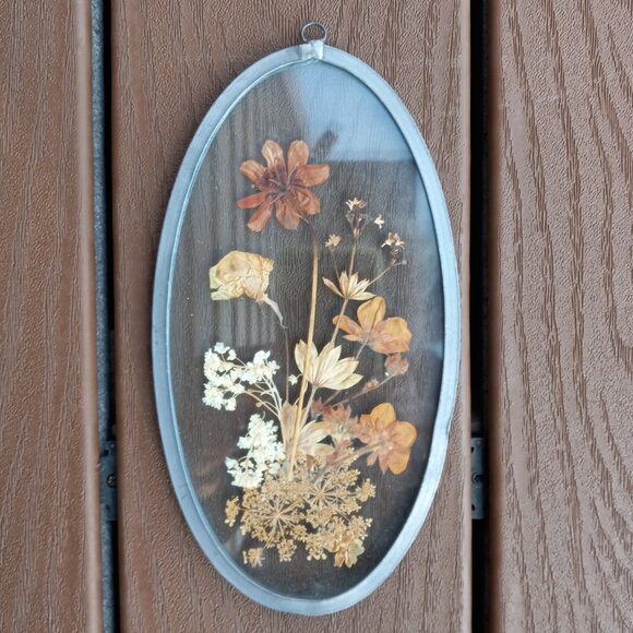 Vintage Dried Pressed Flowers Wall Art Oval Glass Framed - Picture 8 of 13